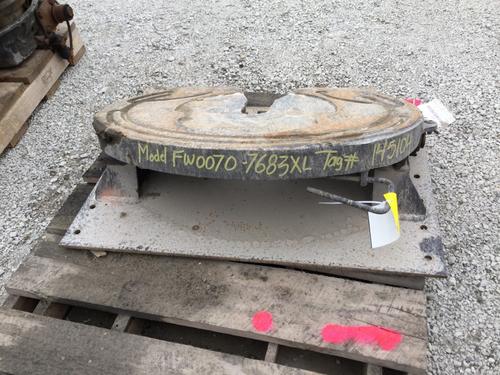 Holland XA-71-OAS Fifth Wheel