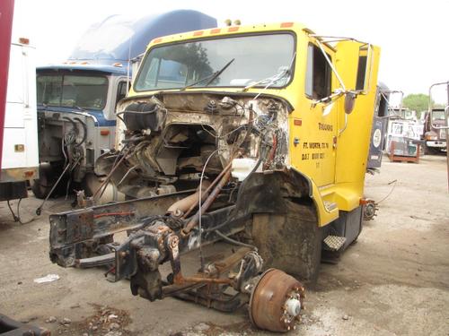 INTERNATIONAL 8300 CAB CLIP