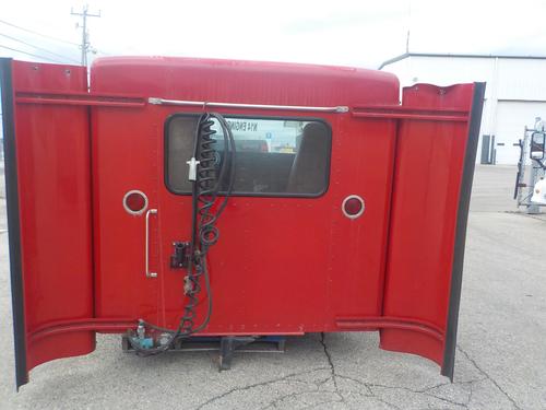 KENWORTH T600 CAB