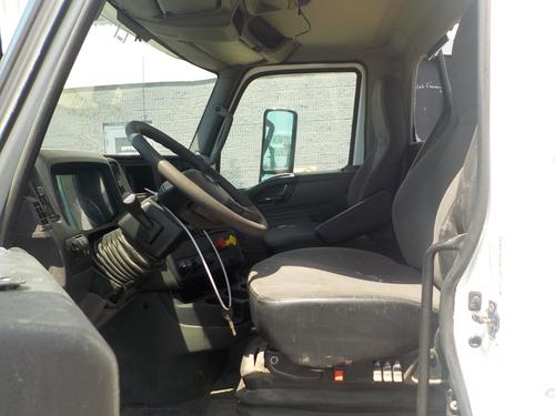 INTERNATIONAL INTERNATIONAL CAB