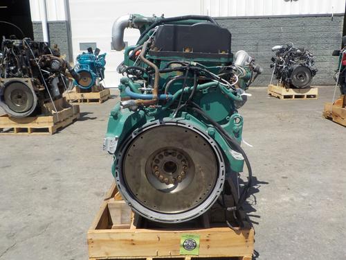 VOLVO D-13 Engine Assembly