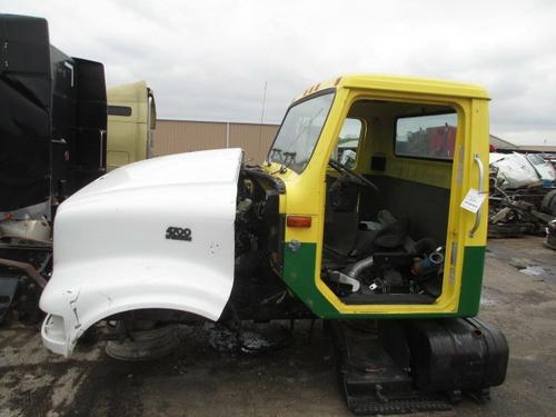 INTERNATIONAL 4700 CAB CLIP