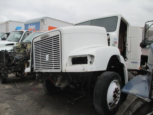 FREIGHTLINER  CAB