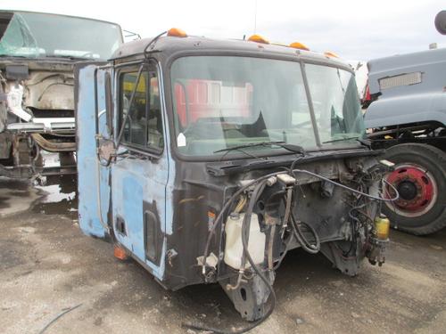 MACK CH 612 CAB