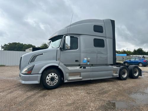 VOLVO VN Trucks