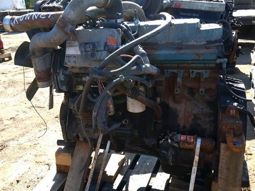 INTERNATIONAL DT466E Engine Assembly