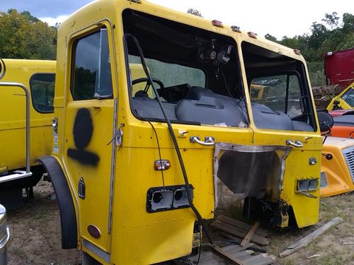 PETERBILT  CAB