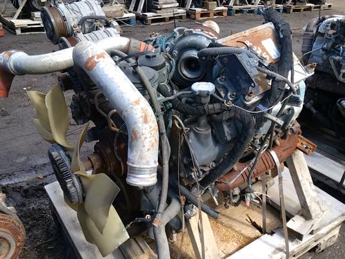 INTERNATIONAL T444E Engine Assembly