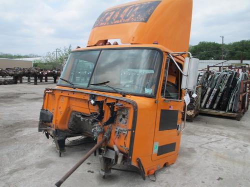 VOLVO  CAB