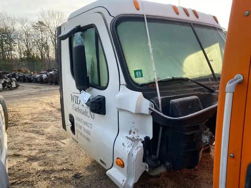 Freightliner Cascadia 113 CAB