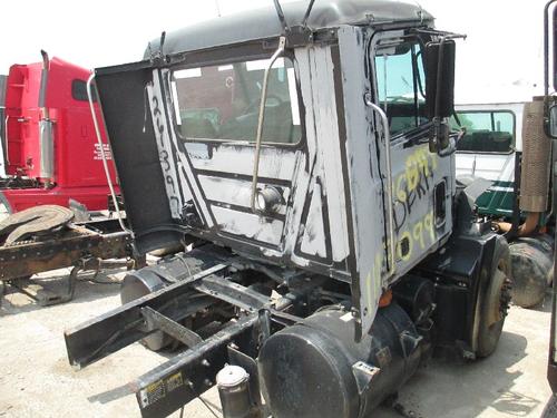 MACK CH600 SERIES CAB