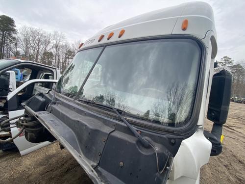 FREIGHTLINER CASCADIA CAB