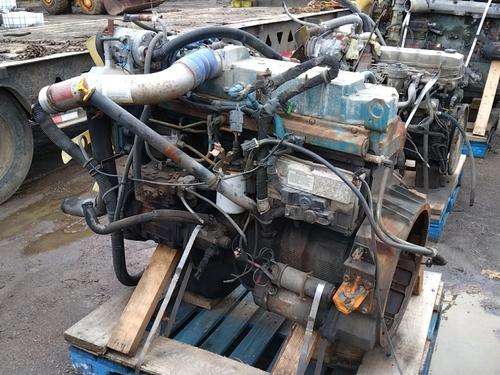 INTERNATIONAL DT466E Engine Assembly