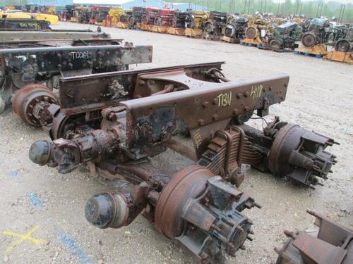 MACK 44 MACK RUBBER CUTOFF - SINGLE AXLE