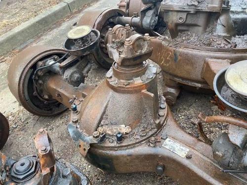 Eaton 19060S Rears (Rear)