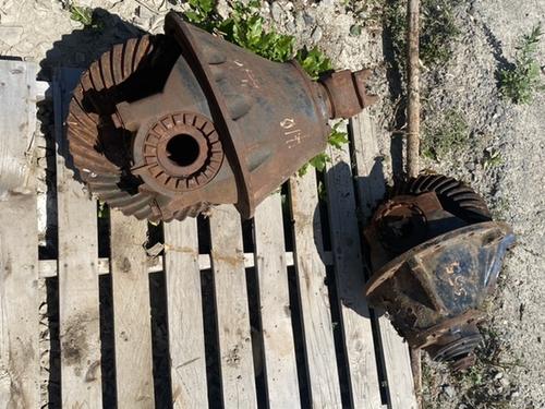 INTERNATIONAL RA57 Rears (Rear)