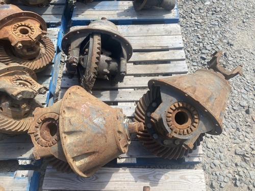 INTERNATIONAL RA57 Rears (Rear)