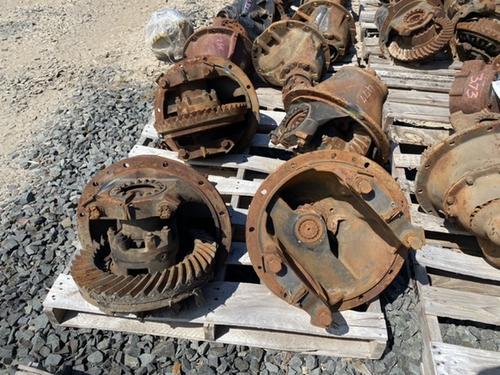 INTERNATIONAL  Rears (Rear)