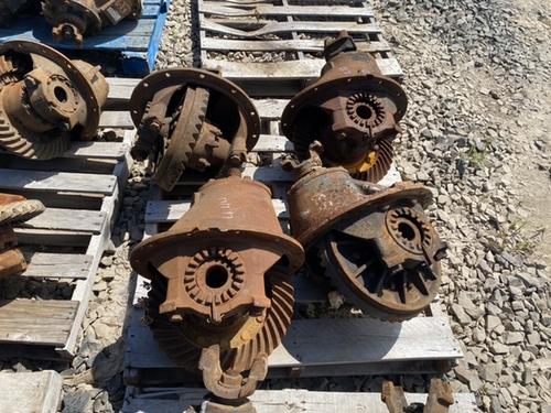 INTERNATIONAL  Rears (Rear)