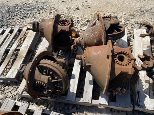 INTERNATIONAL  Rears (Rear)