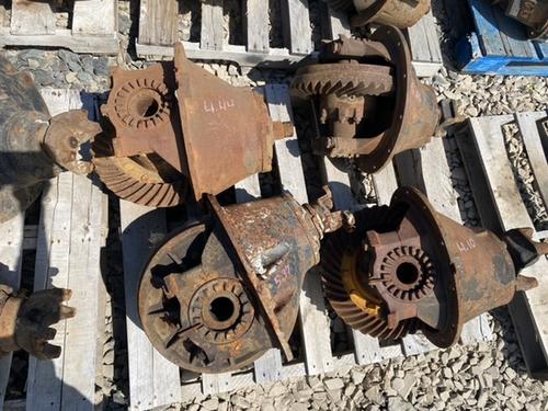 INTERNATIONAL  Rears (Rear)