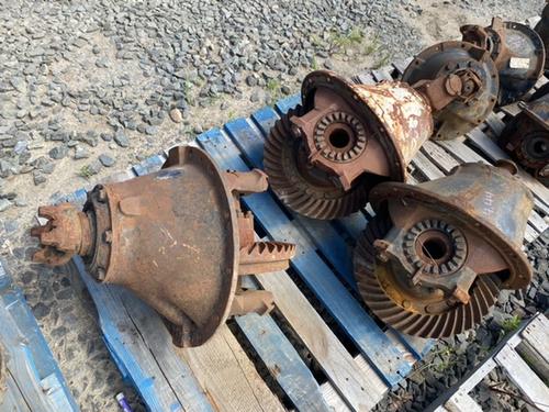 INTERNATIONAL  Rears (Rear)