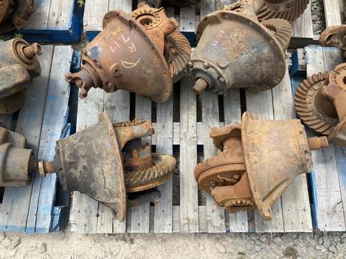 INTERNATIONAL  Rears (Rear)