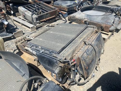 KENWORTH T800 Radiator