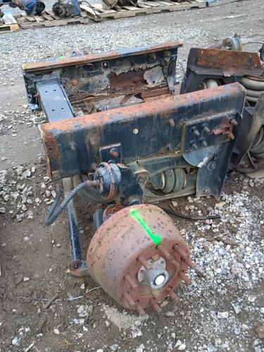   TAG AXLE