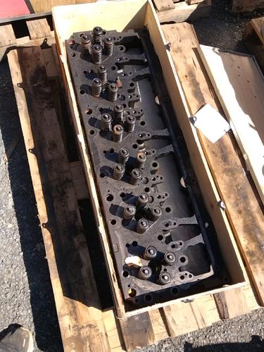 CAT C-12 Cylinder Head