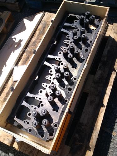 CAT C-12 Cylinder Head