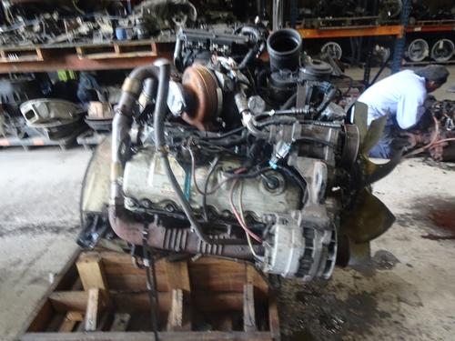 INTERNATIONAL VT 365 Engine Assembly