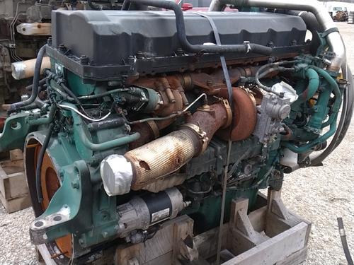 VOLVO D-13 Engine Assembly