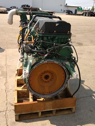 VOLVO D-13 Engine Assembly
