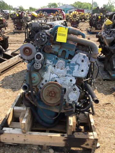 INTERNATIONAL DT466E Engine Assembly