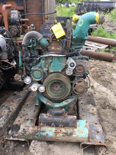 VOLVO D-13 Engine Assembly
