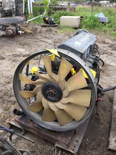 VOLVO D-13 Engine Assembly