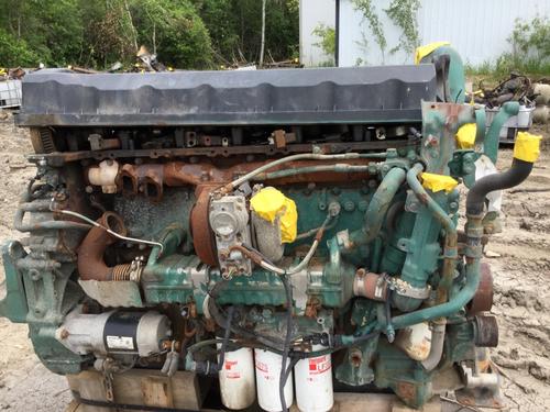 VOLVO D-13 Engine Assembly