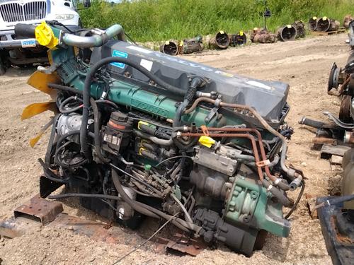 VOLVO D-13 Engine Assembly