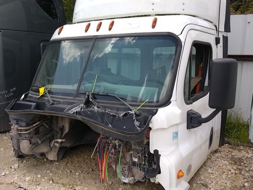 FREIGHTLINER CASCADIA CAB