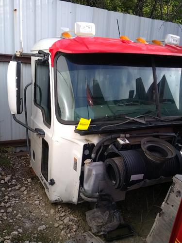 MACK CXU613 CAB