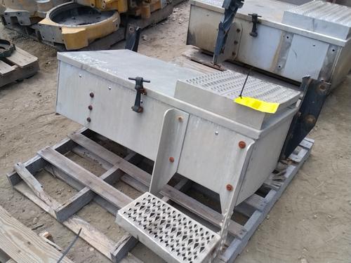   BATTERY BOX