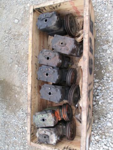   AIR COMPRESSOR