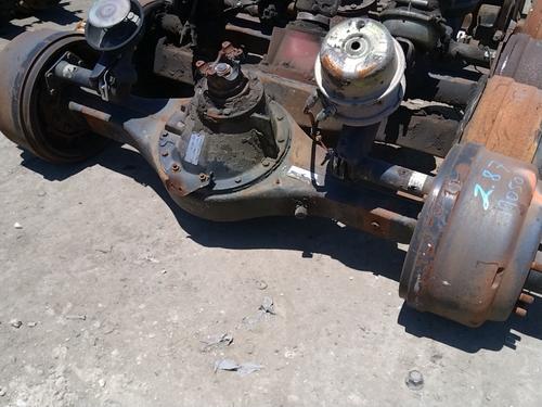 EATON 19050S Axle Assembly, Rear (Rear)