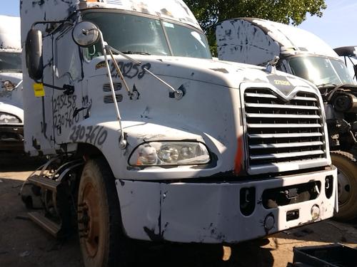 MACK CXU633T CAB CLIP