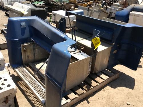   BATTERY BOX