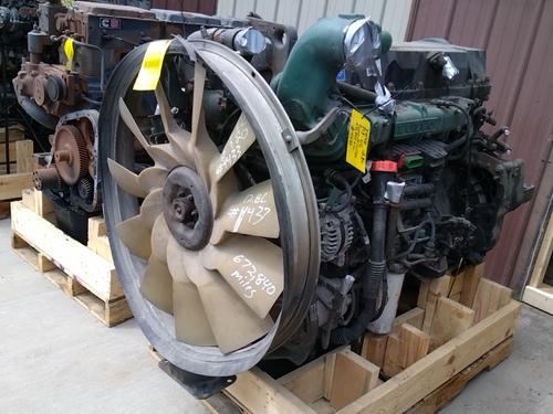 VOLVO D-13 Engine Assembly