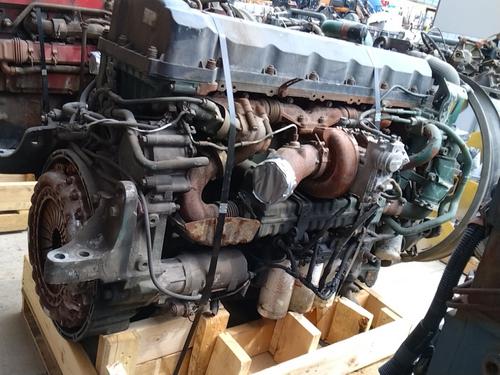VOLVO D-13 Engine Assembly
