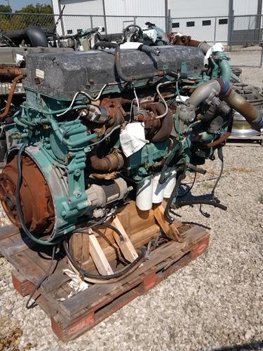 VOLVO D13 Engine Assembly