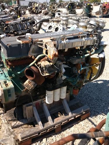 VOLVO D12 Engine Assembly